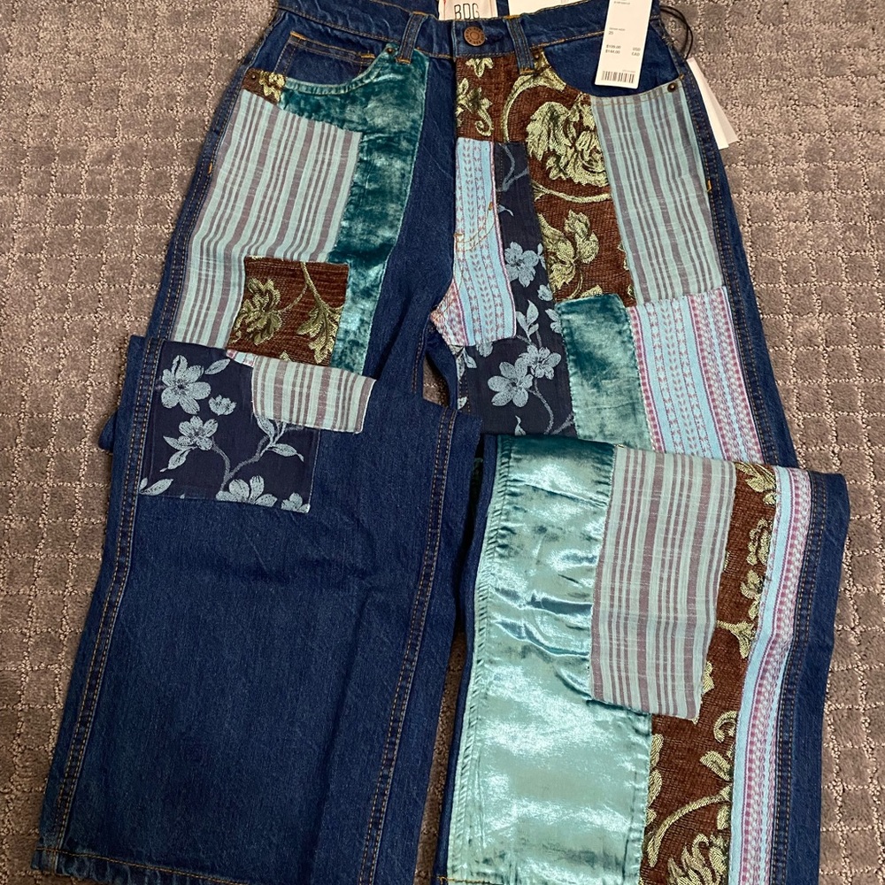 BDG High & Wide Jean - Patchwork Denim NWT Size 25 - Picture 7 of 11